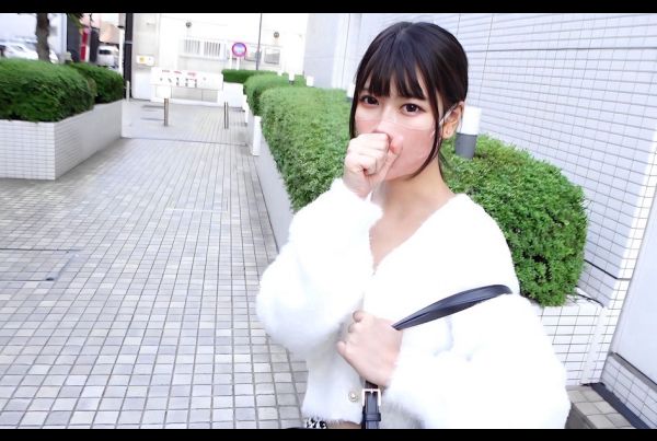 [FC2-PPV-4003498] If you’re talking, you won’t upload this video to SNS, right? Embarrassing, embarrassing, embarrassed-chan is embarrassed!