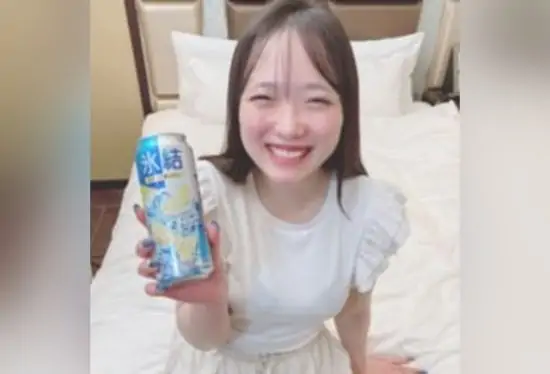 [FC2-PPV-4720687] [Total 3 ejaculations] Lewd fair premature squirting girl shakes off limiter. Squeezes 100% pure semen for her own pleasure.- https://javgods.com
