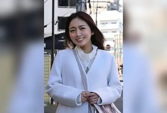 [FC2-PPV-4846891] Instant Wet 5-Second Climax: Frustrated Housewife’s High-Speed Piston Frenzy! Enduring Husband’s Premature Sex, She Begs ‘Hard Cock, Thick Semen Please ♡’ with Desperate Blowjob to Belly Creampie Finish