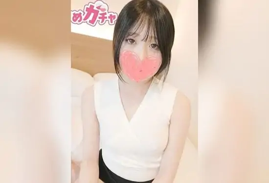 [FC2-PPV-4862909] Shy 19-year-old massage parlor girl gets creampied on hidden camera