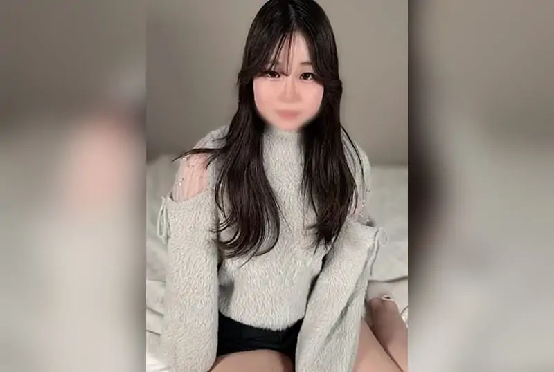 [FC2-PPV-4869199] First shoot with a cute beauty who has one single pubic hair and begs for creampie - https://javgods.com