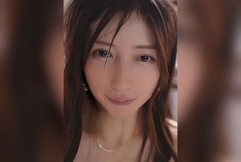 [FC2-PPV-4939398] Stunning 45-Year-Old Single Mom: Squirting at Home With Two Creampies in Threesome - https://javgods.com
