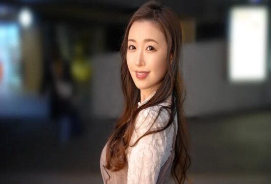 [SIRO-5714] Super erotic, plump and sweet patisserie. Intense close-contact, sweet sex that leaves men weak!! Online AV application → AV experience filming 2601