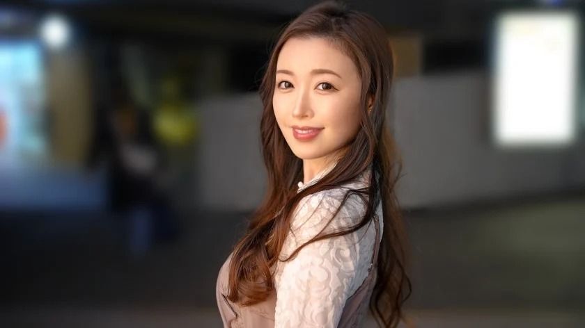 [SIRO-5714] Super erotic, plump and sweet patisserie. Intense close-contact, sweet sex that leaves men weak!! Online AV application → AV experience filming 2601 - https://javgods.com