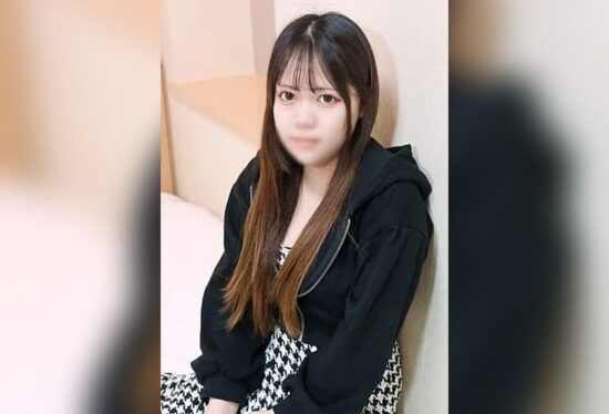 [FC2-PPV-4974355] Straight to hotel after date with capable junior at company!? Slowly enjoy her mochi-mochi body. Seeding complete deep in womb with meat-wave intense piston!